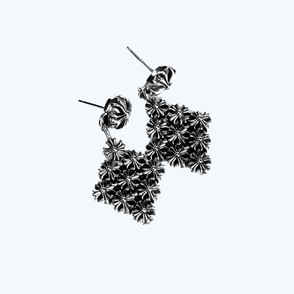 CH Plus Small Chain Earring CH Plus Small Chain Earring
